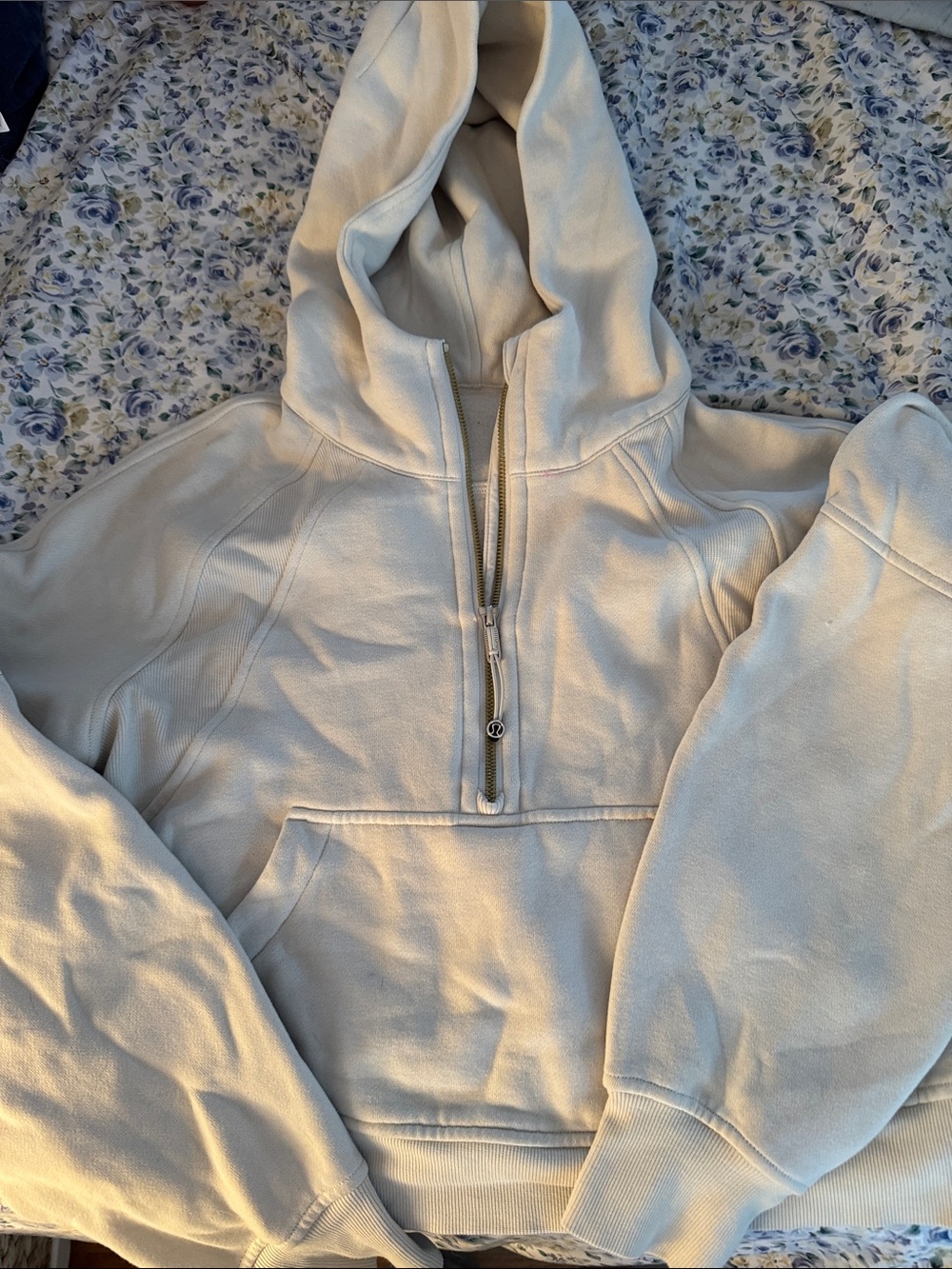 lululemon athletica scuba Cream Half-Zip Cowl Hoodie Sweater